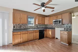 245 Fox Grove Cir, Columbia, SC 29229 - Photo 10