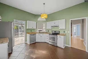 305 Melstone Dr, Hopkins, SC 29061 - Photo 10