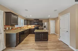 76 Crusader Ct, Elgin, SC 29045 - Photo 12