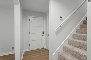 100 Marilyn Ln, West Columbia, SC 29172 - Photo 4