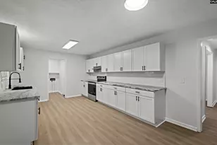 100 Marilyn Ln, West Columbia, SC 29172 - Photo 8