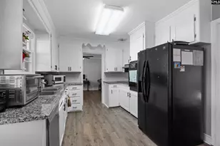 1810 Ashby Rd, Columbia, SC 29204 - Photo 6