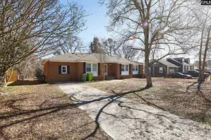 605 Chilhowie Rd, Columbia, SC 29209 - Photo 2