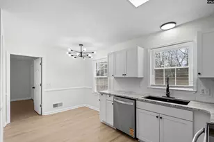 1127 Bayview Dr, Lugoff, SC 29078 - Photo 8