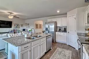 243 Bent Holly Dr, Columbia, SC 29209 - Photo 6