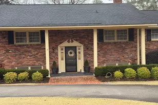5918 Woodvine Rd, Columbia, SC 29206 - Photo 2