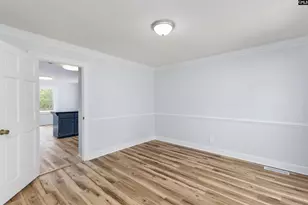 200 Timbercreek Ct, Columbia, SC 29212 - Photo 8