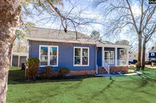 201 Pear Tree Cir, Hopkins, SC 29061 - Photo 2