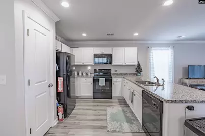 2224 S Trakand, Lexington, SC 29073 - Photo 2