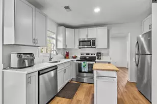 267 Ashewood Lake Dr, Columbia, SC 29209 - Photo 8