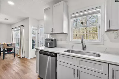 267 Ashewood Lake Drive, Columbia, SC 29209 - Photo 10