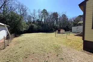 170 Whiteside Cir, West Columbia, SC 29169 - Photo 4