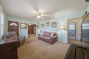 1143 Lee Cir, West Columbia, SC 29170 - Photo 6