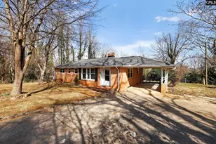 723 Ridgedale Dr, Spartanburg, SC 29306 - Photo 2