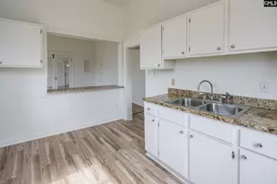 205 Drayton St, Winnsboro, SC 29180 - Photo 14