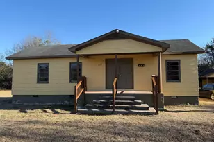 522 James St, Bishopville, SC 29010 - Photo 1