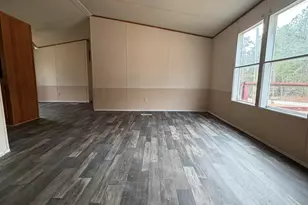 6712 E Peach Rd, Ridgeway, SC 29130 - Photo 2