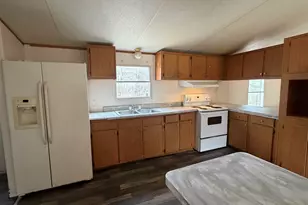 6712 E Peach Rd, Ridgeway, SC 29130 - Photo 4