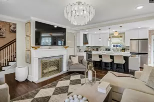 300 Kalmia Dr, Columbia, SC 29205 - Photo 8