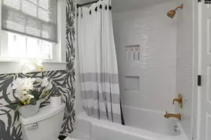 300 Kalmia Dr, Columbia, SC 29205 - Photo 36