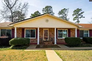 2431 Merry Wood Rd, Columbia, SC 29210 - Photo 2