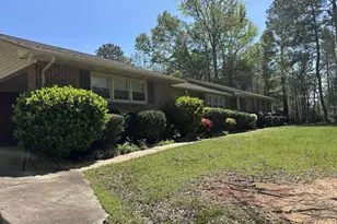 922 Washington St, Abbeville, SC 29620 - Photo 2