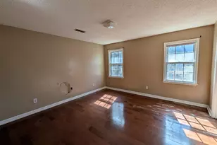 679 N Royal Tower Dr, Irmo, SC 29063 - Photo 2