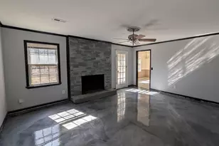 679 N Royal Tower Dr, Irmo, SC 29063 - Photo 6