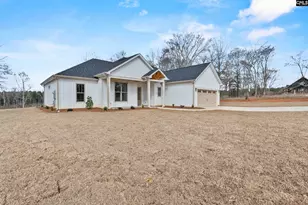 220 Breakwater Dr, Prosperity, SC 29127 - Photo 2