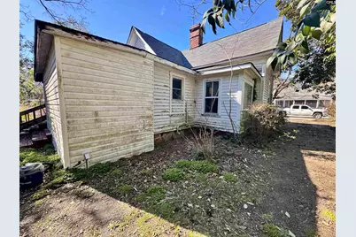 127 S Dennis Avenue, Bishopville, SC 29010 - Photo 4