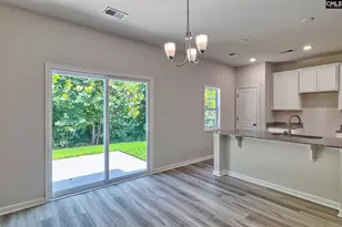 827 Daniel Lake CT, West Columbia, SC 29170 - Photo 10