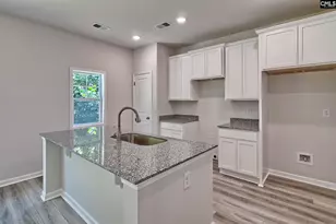 827 Daniel Lake CT, West Columbia, SC 29170 - Photo 8