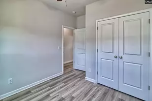 827 Daniel Lake CT, West Columbia, SC 29170 - Photo 6