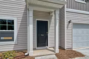 754 Samantha St, West Columbia, SC 29170 - Photo 4