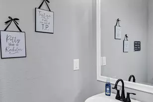 112 Feather Site Ln, Lexington, SC 29072 - Photo 8