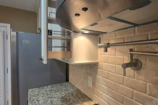 215 Wilton Hill Rd, Columbia, SC 29212 - Photo 2