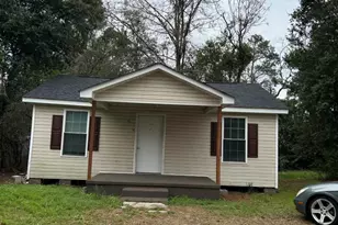 108 3rd St, Orangeburg, SC 29115 - Photo 1