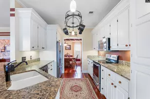 624 E Point Dr, Gilbert, SC 29054 - Photo 16