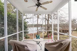 624 E Point Dr, Gilbert, SC 29054 - Photo 24