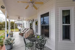 624 E Point Dr, Gilbert, SC 29054 - Photo 20