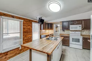 1026 Oak Branch Ln, Elgin, SC 29045 - Photo 10