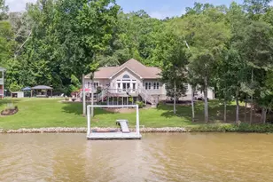 887 Living Waters Dr, Great Falls, SC 29055 - Photo 4