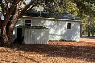 215 Doby St, Camden, SC 29020 - Photo 10