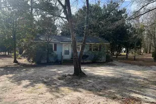 215 Doby St, Camden, SC 29020 - Photo 8