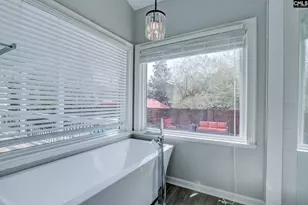 4 Crown Point Ct, Irmo, SC 29063 - Photo 28