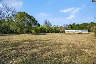 1445 Hidden Oaks Dr, Wedgefield, SC 29168 - Photo 24