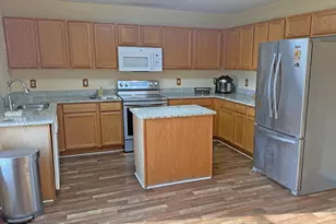 332 Summer Bend Rd, Columbia, SC 29223 - Photo 4