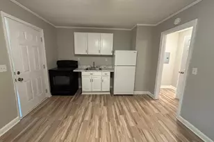 3800 Fern Ave B, Columbia, SC 29203 - Photo 1