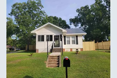 1322 Jefferson Street, Newberry, SC 29108 - Photo 1