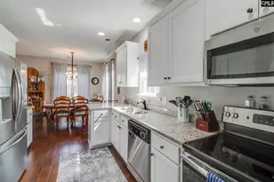 76 Driftwood Ave, Elgin, SC 29045 - Photo 8